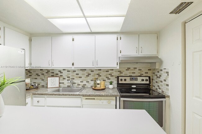 Photo - 6530 Lake Patricia Dr Unit E25