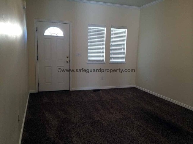 Photo - Spacious 3-Bedroom Townhome in Gated Draper Community
