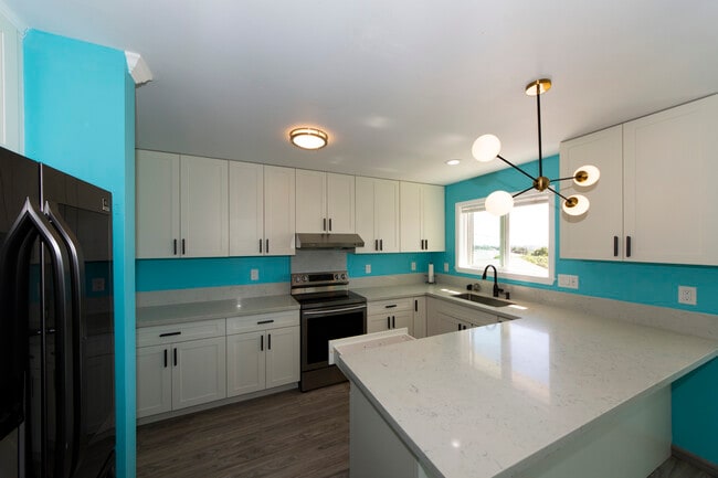 Photo - 933 18th Ave