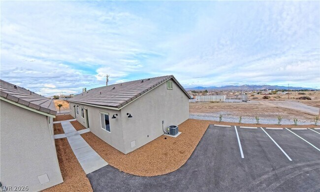 1340 E Arrowhead St
