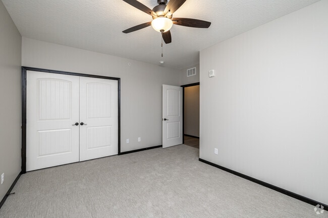 2HAB, 2BA - 1,767 ft² - Tercer dormitorio - Park Place Plaza
