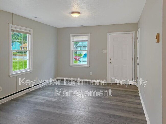 Photo - 811 Winnetka Ave