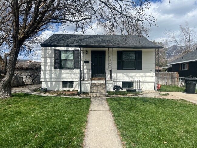 Building Photo - 633 E 500 S