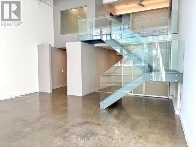 Photo - 1173 Dundas St E Unit 131