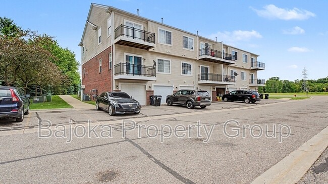 43018 Burlington Dr