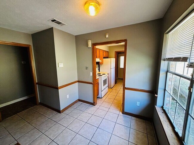 Photo - 116 Timberlawn Rd Unit B