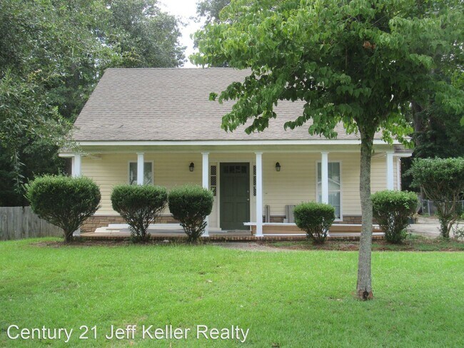 3 br, 2 bath House - 558 Fairfield Way - 3 br, 2 bath House - 558 Fairfield Way