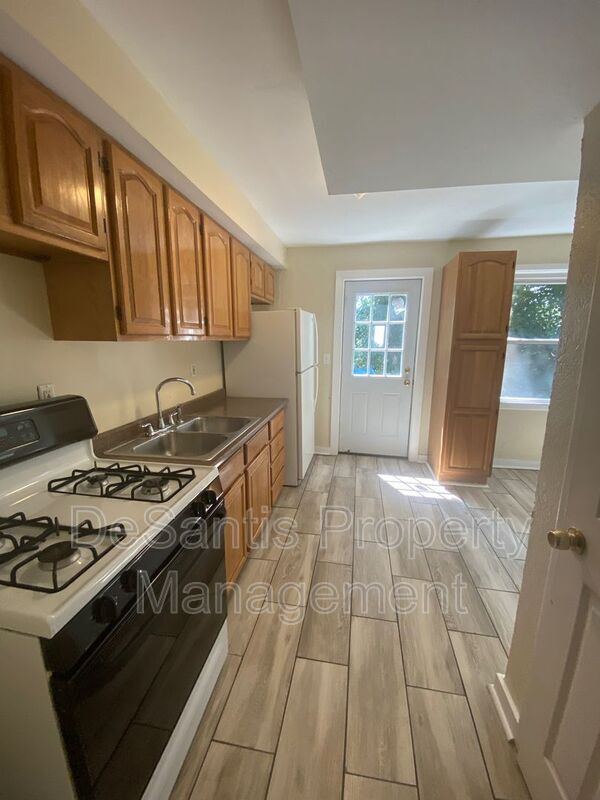 Photo - 500 Cypress Dr