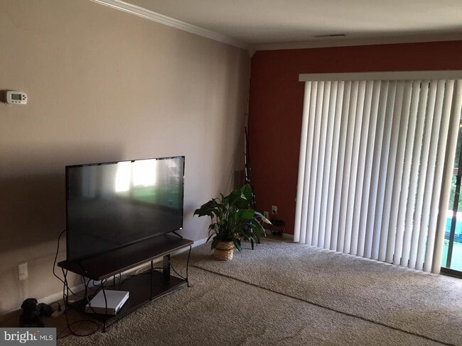 Photo - 10106 Campus Way S Unit 302