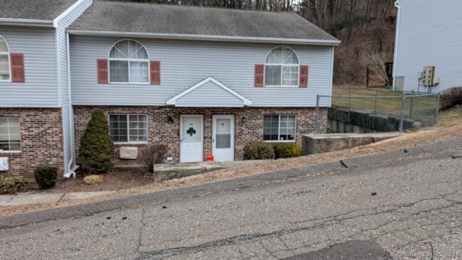 Photo - 197 Pine Hill Rd Unidad 1F Rental