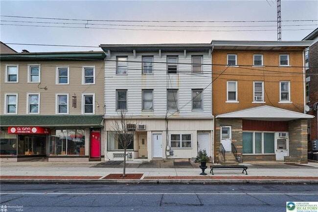 Building Photo - 423 Front St Unit 3 Rental