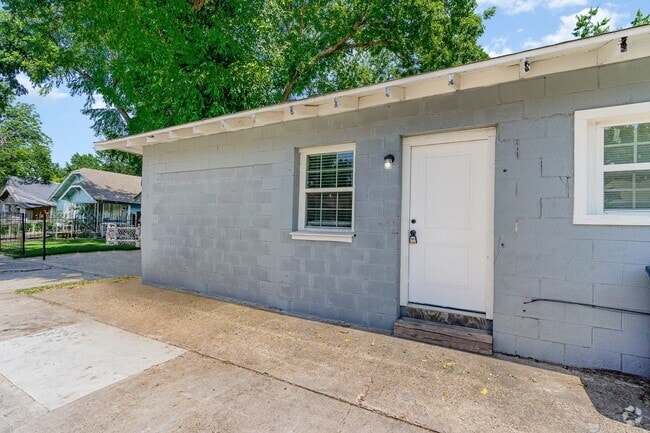 Building Photo - Affordable 2bed/1bath unit! Rental