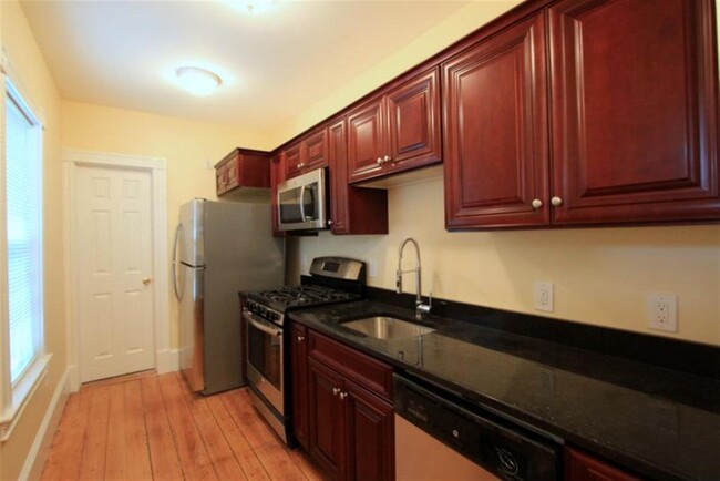 Photo - 6 White Street Pl Condo Unit R