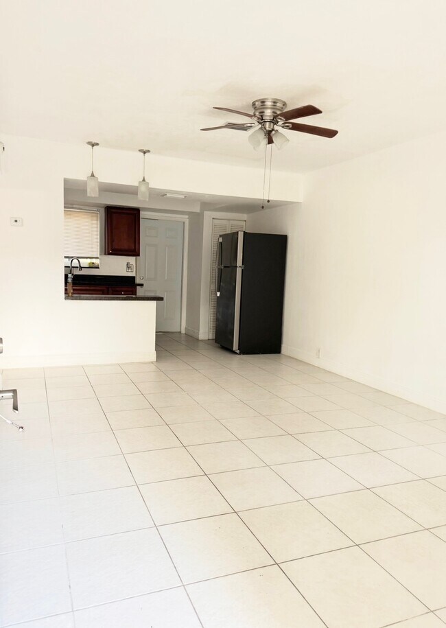 Photo - 4290 NW 21st Ave