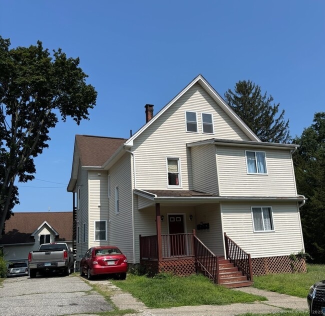 Building Photo - 85 Oak Ave Unit 3F Rental