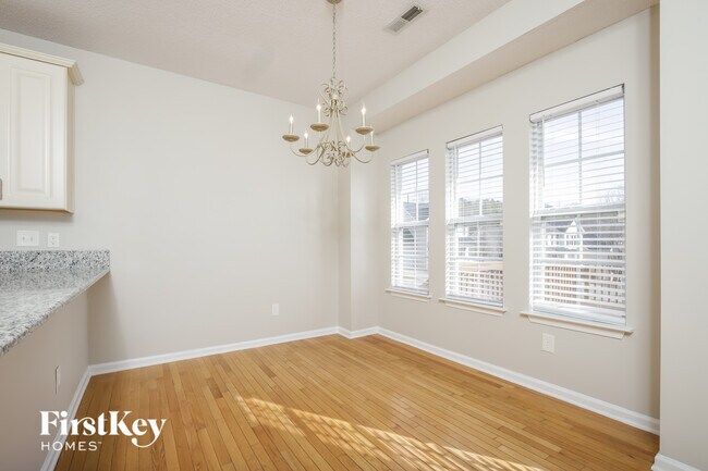 Photo - 1305 Camden Pl Ct