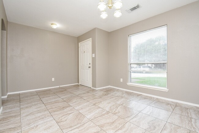Photo - 642 Kiley Dr