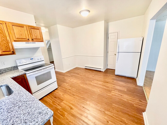 Kitchen - 18902 Gunpowder Rd Unit 2