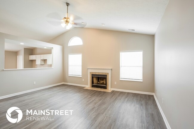 Photo - 10715 Tanbark Dr