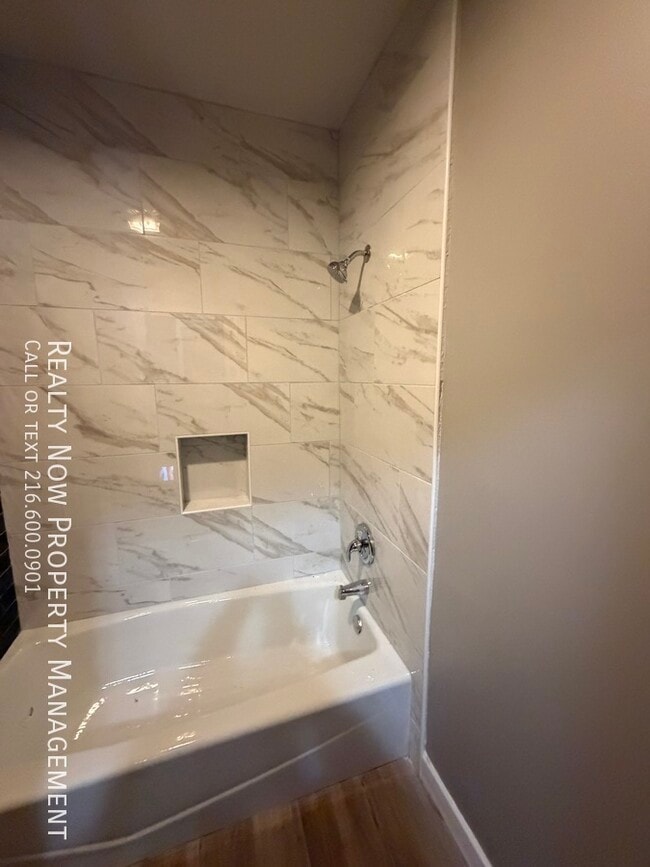 Photo - 1315 W 93rd St Apartment Unit 1315 W 93rd St