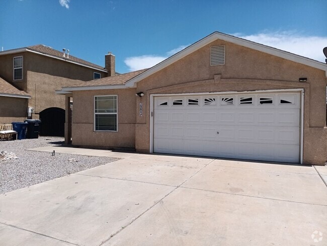 Building Photo - Charming 3-bedroom, 2-bathroom home! Comin...