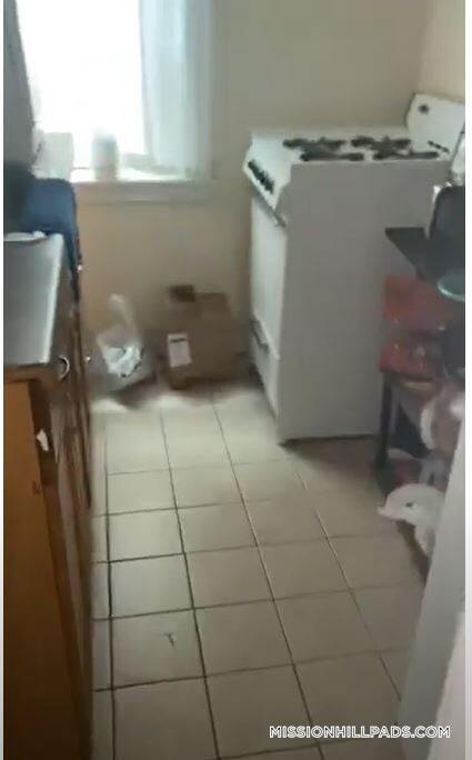 Photo - 360 Riverway Unit 11