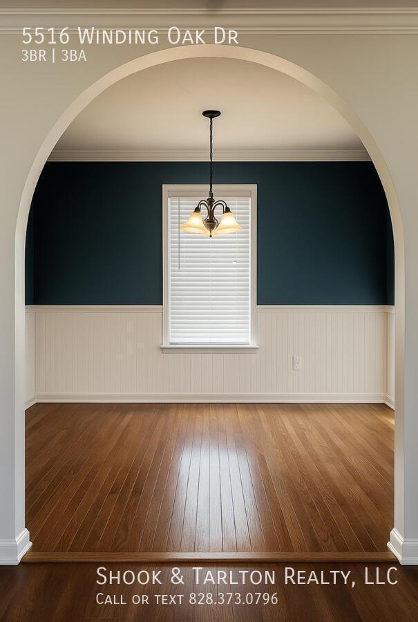 Photo - 5516 Winding Oak Dr