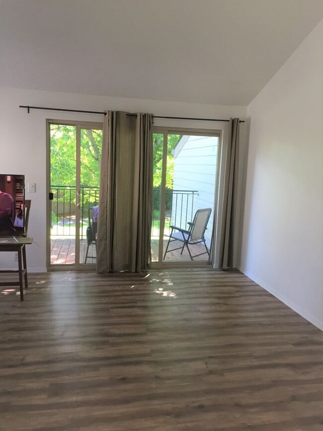 Photo - 11744 SW Boones Bend Dr