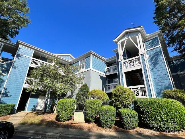 Photo - 1140 Torrence Cir