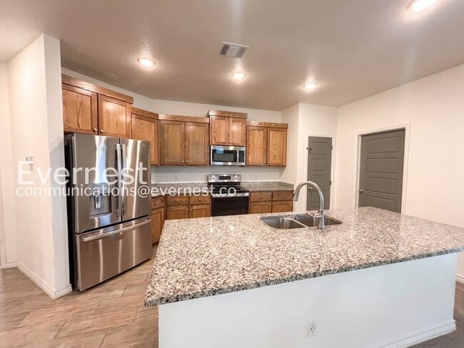 Photo - 853 Freedom Cir