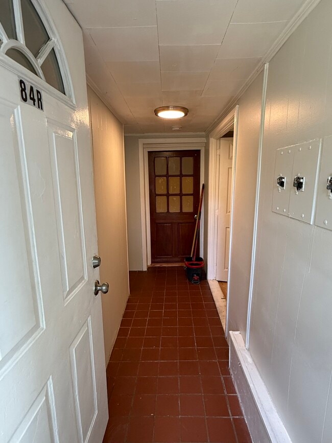 Building Photo - 84 Thorndike St Unit B Rental