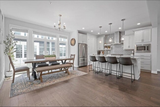 Photo - 2131 Westcott Ln