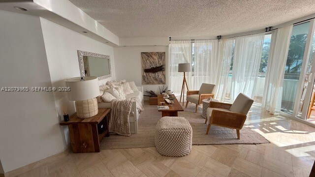 Building Photo - 15645 Collins Ave Unit 206