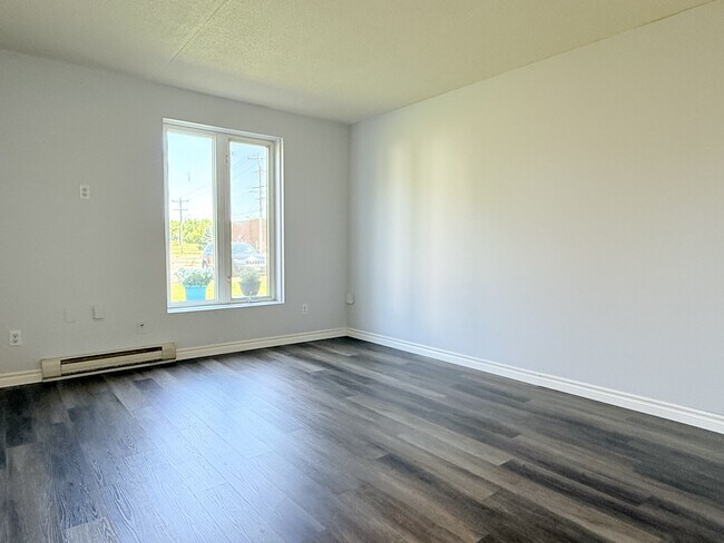 Photo - 4 Dufferin St Unité 105