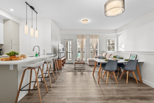 Photo - 158 Spring Creek Common SW Unit ID1314529P