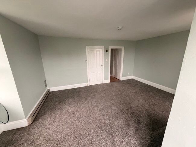 Front room/ living Area View 3 - 117 Reily St Unit 3