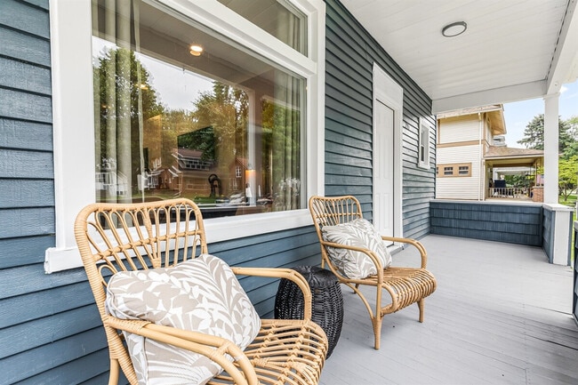 Photo - 295 Euclid St Unit ID1032310P