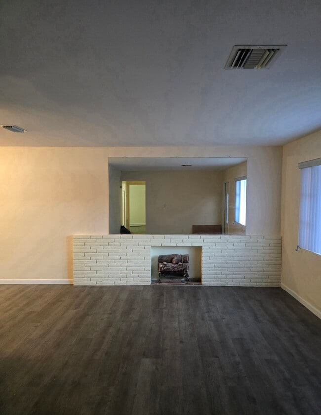 Photo - 336 Greenbriar Dr