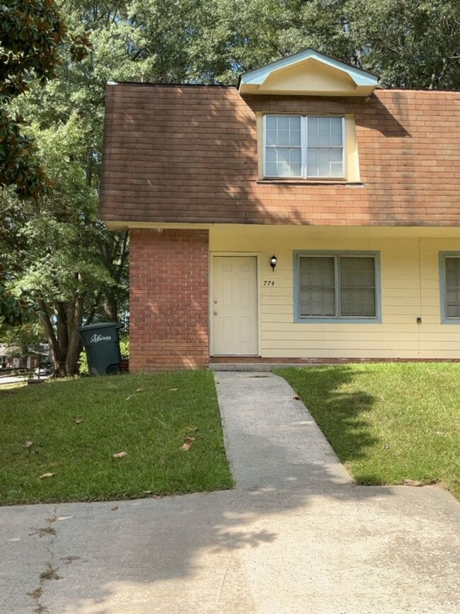 Photo - 2418 Centennial Hill Way NW