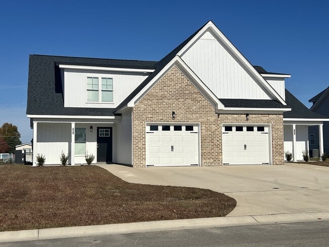 Building Photo - 700 Abigail Taylor Dr