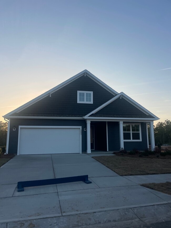 Building Photo - 5093 Roundhead Dr