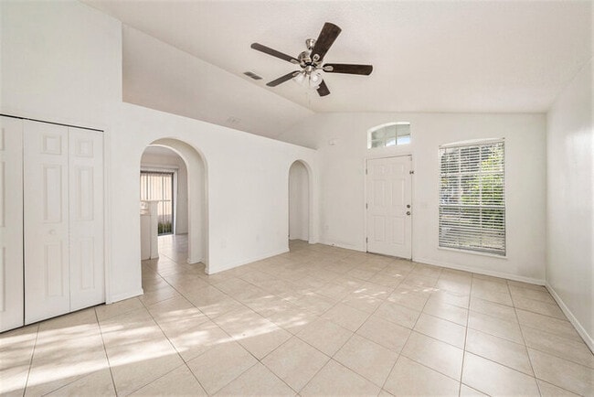 Photo - 1020 Brenton Leaf Dr