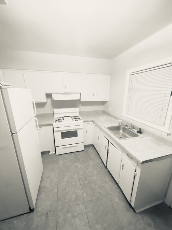 Photo - 2427 Laurel Dr Unit B
