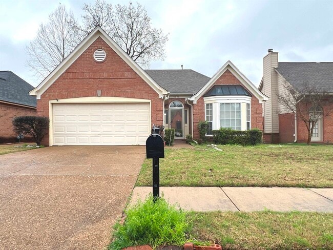 Building Photo - 9347 Garden Woods Dr