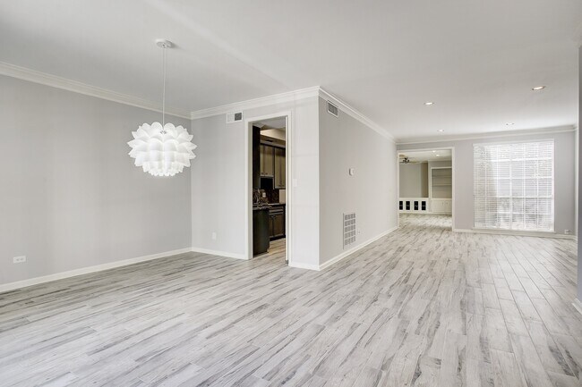 Photo - 7527 Del Monte Dr