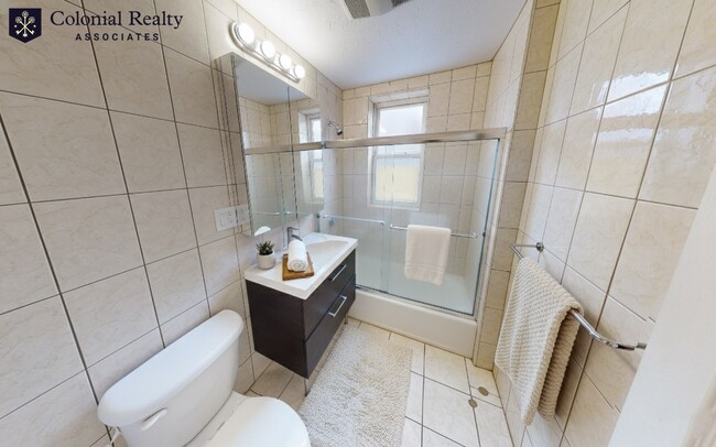 Photo - 73 Thatcher St Unit 201