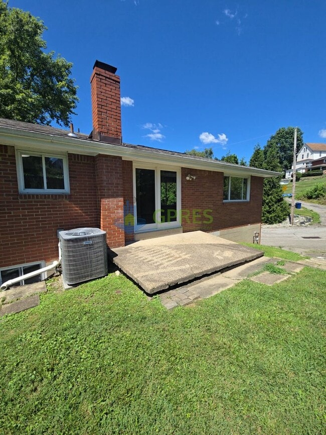 Photo - 5601 Rodgers St