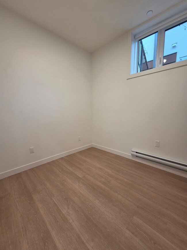 Photo - Modern 2-Bedroom Basement Suite in Killarney | $1,500 | $500 Move-In Bonus Unit 6