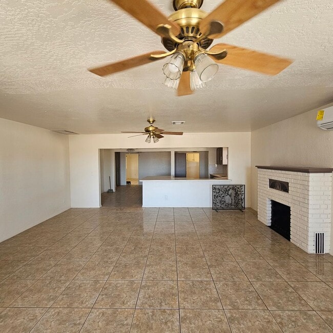 Photo - 3 bedroom/2 bath home for Rent