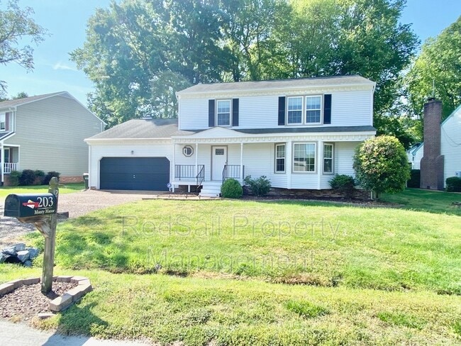 Photo - 203 Monty Manor